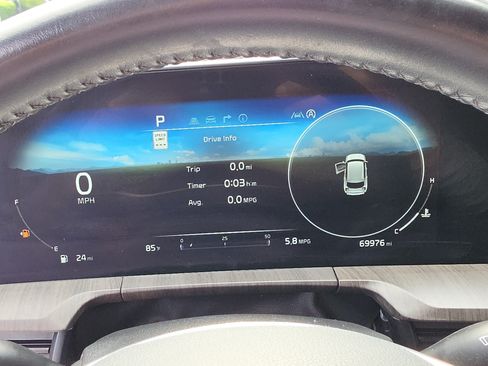 Used 2024 Kia Telluride SX w/ Towing Package FWD image 33
