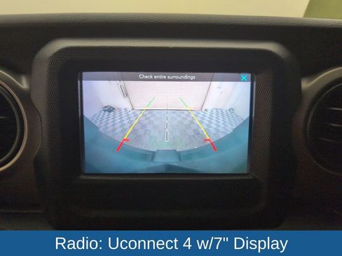 Used 2018 Jeep Wrangler Unlimited Sport S image 29