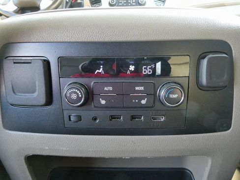 Used 2020 GMC Yukon SLT w/ Open Road Package image 22