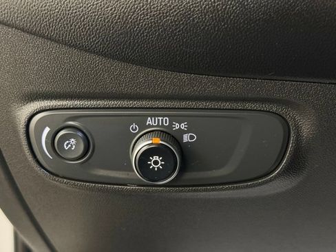 Used 2020 Chevrolet Equinox LT AWD/4WD image 26
