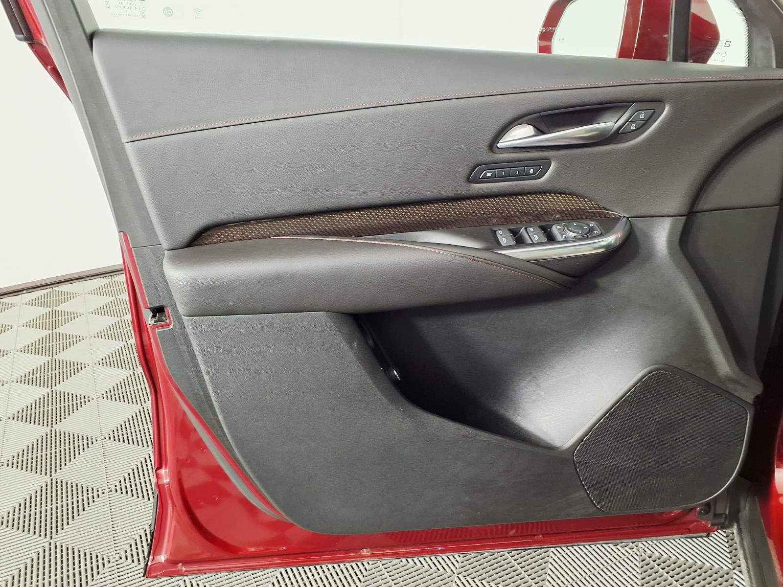 Used 2019 Cadillac XT4 Sport FWD image 16