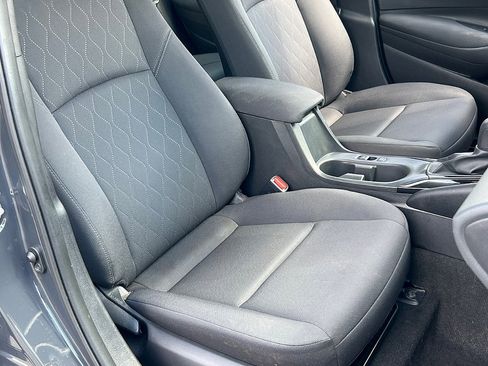Used 2023 Toyota Corolla LE image 20