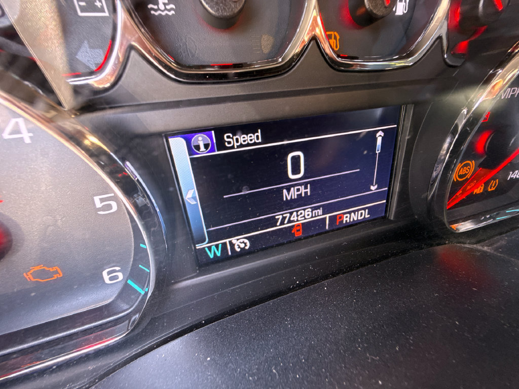 Used 2018 Chevrolet Silverado 1500 LT w/ All Star Edition AWD/4WD image 17