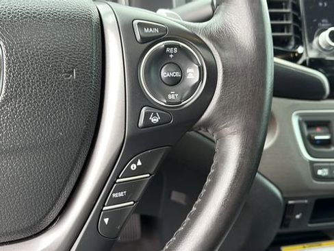 Used 2023 Honda Ridgeline RTL-E image 16