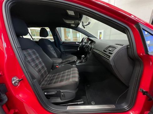 Used 2017 Volkswagen GTI S FWD image 27