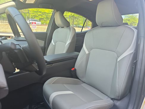 Certified 2025 Toyota Camry SE FWD image 14
