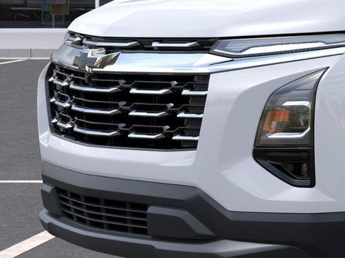 New 2026 Chevrolet Equinox LT w/ Convenience Package II FWD image 13