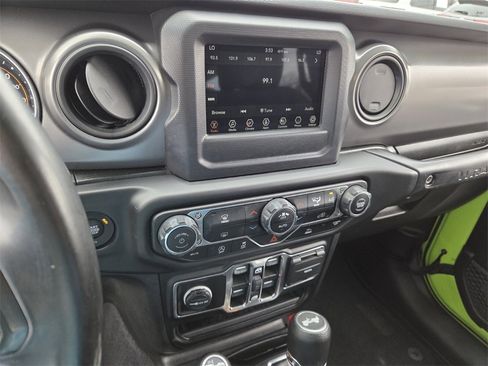 Used 2021 Jeep Wrangler Unlimited Sport image 22