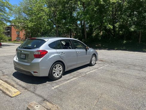 Used 2015 Subaru Impreza 2.0i Premium AWD/4WD image 7