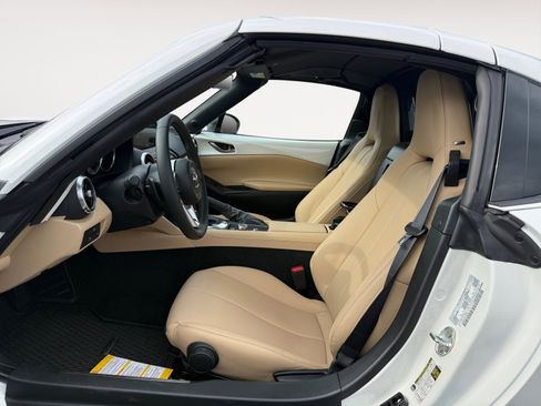 New 2026 MAZDA MX-5 Miata RF Grand Touring w/ Weather Package RWD image 10