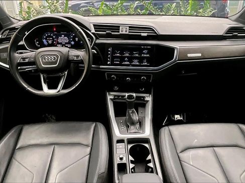 Used 2023 Audi Q3 2.0T Premium w/ Convenience Package AWD/4WD image 15