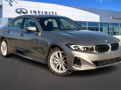 Used 2024 BMW 330i Sedan w/ Convenience Package image 12