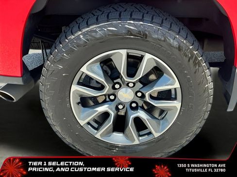 Used 2023 Chevrolet Silverado 1500 LT AWD/4WD image 21