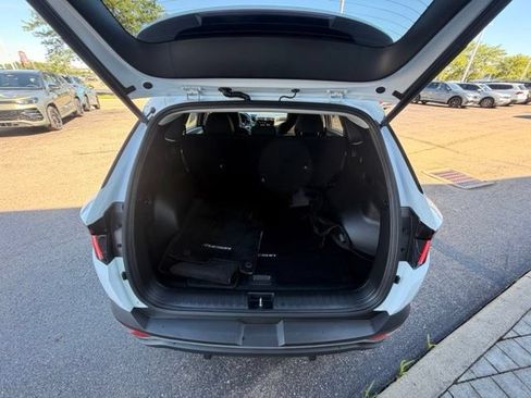 Used 2023 Hyundai Tucson SEL AWD/4WD image 14