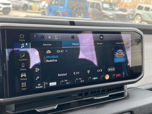 Used 2024 Jeep Wrangler Sport image 17