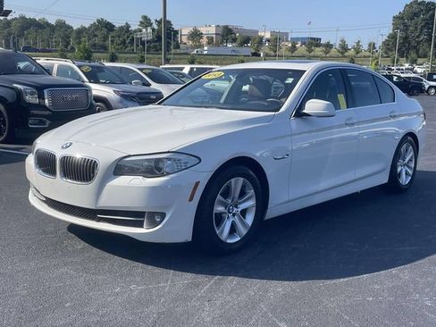 Used 2013 BMW 528i xDrive Sedan AWD/4WD image 3