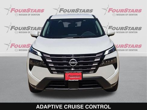 New 2026 Nissan Rogue SV FWD image 10