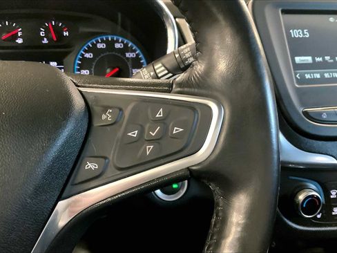 Used 2018 Chevrolet Equinox LT image 22