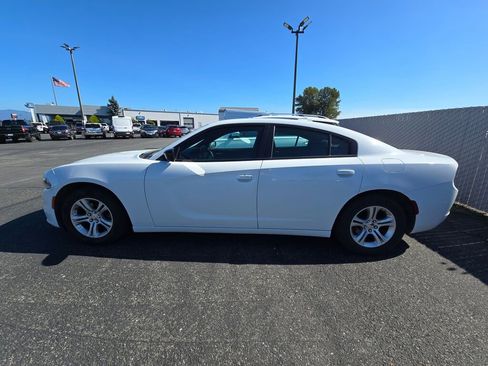 Used 2023 Dodge Charger SXT image 11