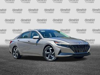 Used 2023 Hyundai Elantra Limited FWD video 2