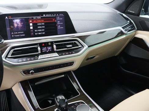 Used 2021 BMW X5 sDrive40i w/ Premium Package image 16