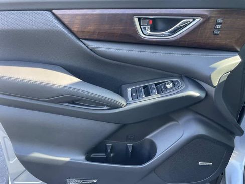 New 2025 Subaru Ascent Touring w/ Popular Package #2 image 7