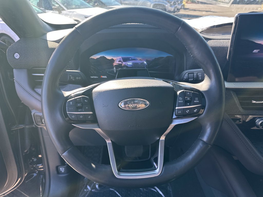 Used 2025 Ford Explorer Platinum w/ Ultimate Package AWD/4WD image 20