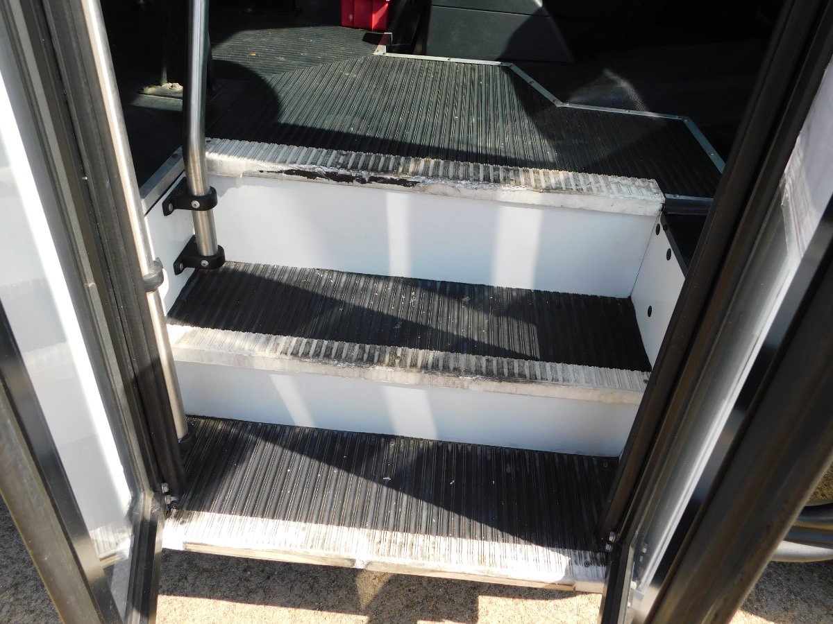 Used 2016 Ford Transit 250 138 RWD image 27
