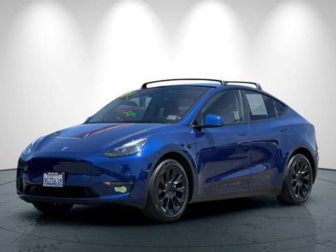 Used 2023 Tesla Model Y Long Range AWD/4WD image 8