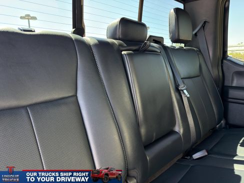 Used 2022 Ford F250 Lariat w/ Black Appearance Package AWD/4WD image 29