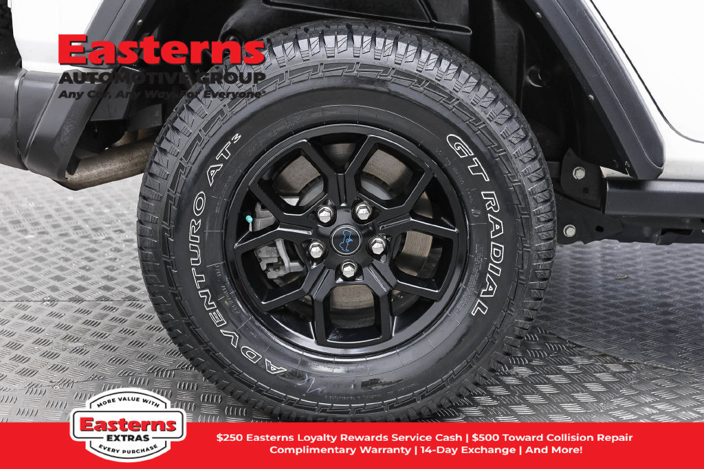 Used 2024 Jeep Wrangler Unlimited AWD/4WD image 34