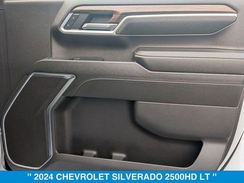 Certified 2024 Chevrolet Silverado 2500 LT w/ Convenience Package image 35