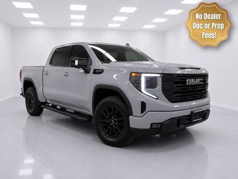 Used 2024 GMC Sierra 1500 Elevation w/ Elevation Premium Package AWD/4WD image 2