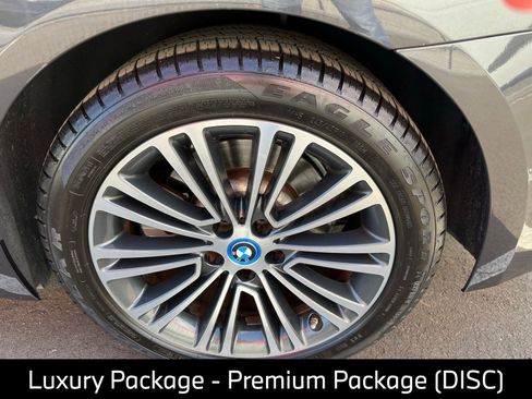 Used 2018 BMW 530e RWD image 14