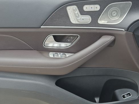 Used 2022 Mercedes-Benz GLS 450 4MATIC image 20