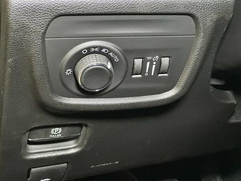 New 2026 Jeep Grand Cherokee L 4WD image 21