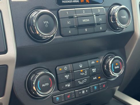 Certified 2019 Ford F150 Lariat AWD/4WD image 20