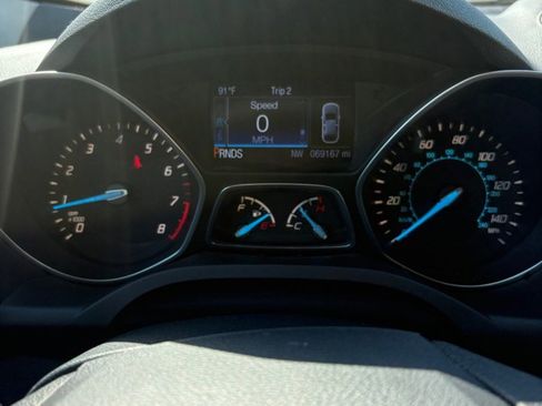 Used 2014 Ford Escape SE w/ Equipment Group 201A FWD image 9