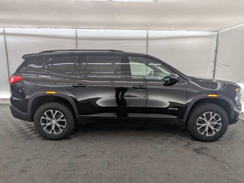 Used 2025 GMC Acadia AT4 w/ Luxury Package image 7