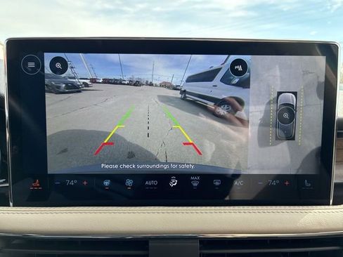 Used 2025 Lincoln Corsair Reserve w/ Equipment Group 202A AWD/4WD image 33