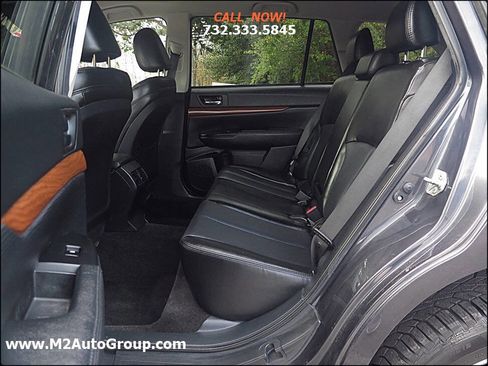 Used 2013 Subaru Outback 2.5i Limited w/ Moonroof Pkg image 12