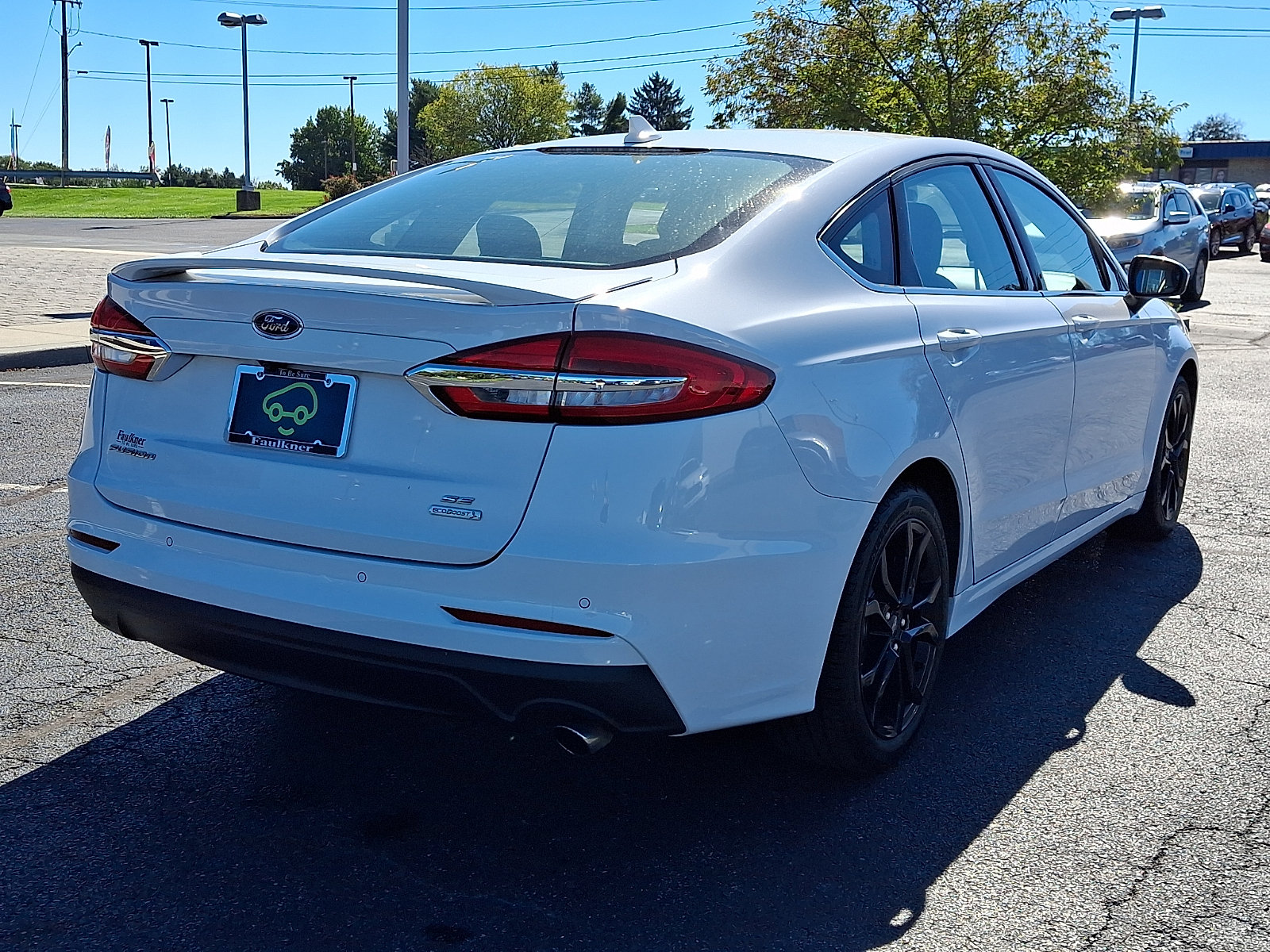 Used 2020 Ford Fusion SE w/ Equipment Group 151A FWD image 6