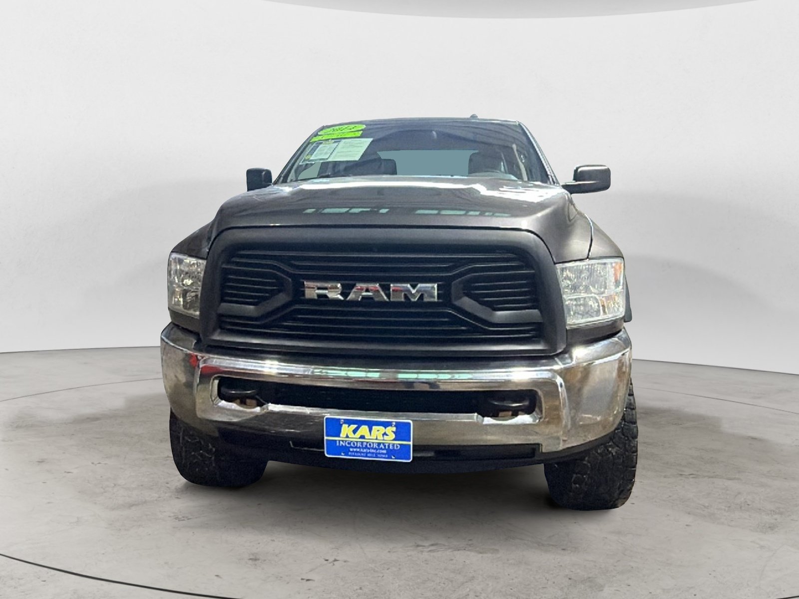 Used 2014 RAM 2500 Tradesman w/ Chrome Appearance Group AWD/4WD image 2