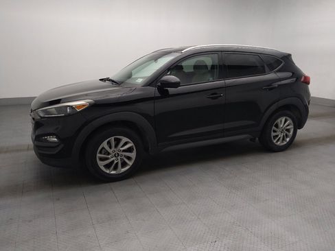 Used 2016 Hyundai Tucson SE w/ Option Group 02 FWD image 2