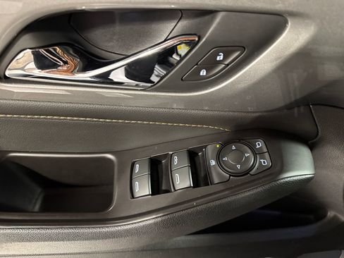 Used 2020 Chevrolet Traverse LT w/ LPO, Floor Liner Package FWD image 18