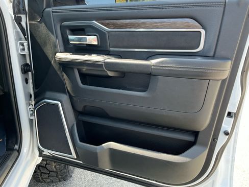 Used 2021 RAM 2500 Laramie AWD/4WD image 35