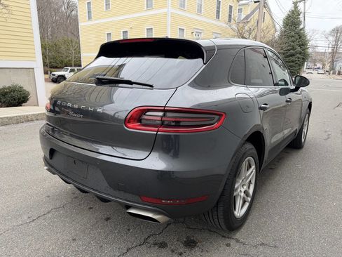 Used 2018 Porsche Macan image 6