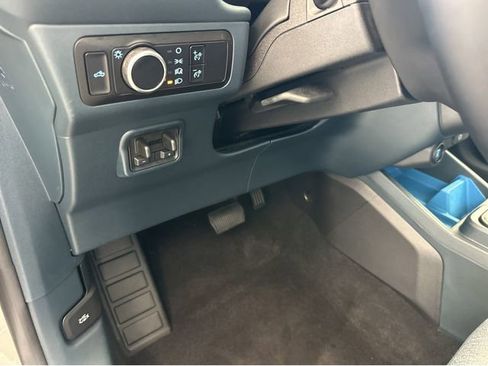 Used 2025 Ford Maverick XLT w/ XLT Luxury Package image 32