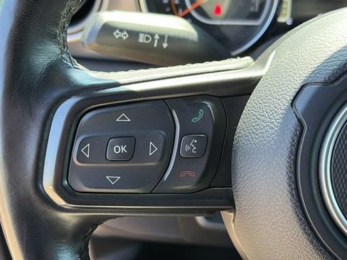 Used 2022 Jeep Wrangler Unlimited Sport AWD/4WD image 13