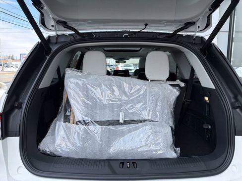 New 2026 Lincoln Aviator AWD image 12